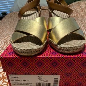EUC Gold Tory Burch Espadrilles Size 11